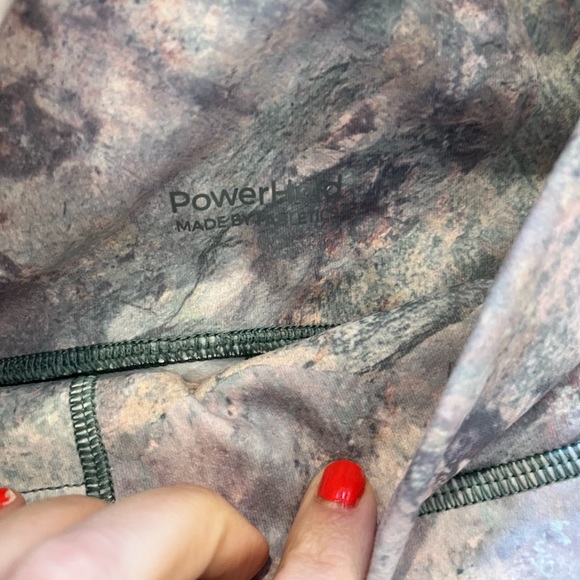 Fabletics leggings - Picture 2 of 4